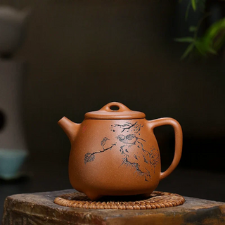 Traditional Teapots