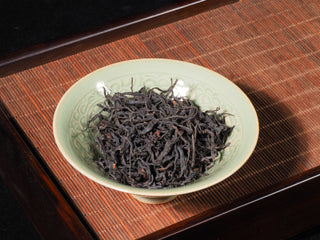 Close-up texture of uncultivated Wild Wilderness Dianhong loose leaf tea