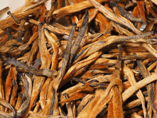 High quality pure single buds of Golden Buds Classic Dianhong tea