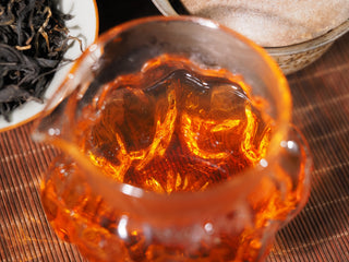 Vibrant amber liquor texture of Ancient Tree Dianhong Black Tea