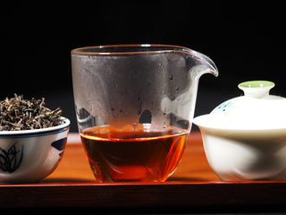 Deep amber liquor of 2023 vintage Premium Dianhong Black Tea