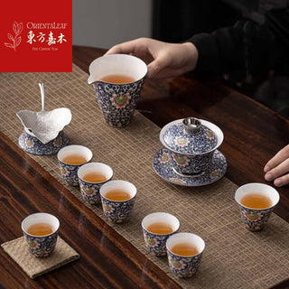 Gaiwan Tea Sets with Silver Cup Feet (11-PCS set - Gold Prize Work)