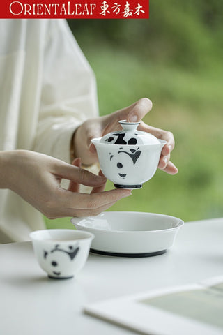 White Porcelain Gaiwan - Hand-painted Panda Theme