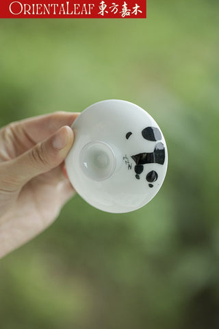 White Porcelain Gaiwan - Hand-painted Panda Theme