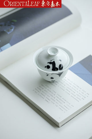 White Porcelain Gaiwan - Hand-painted Panda Theme