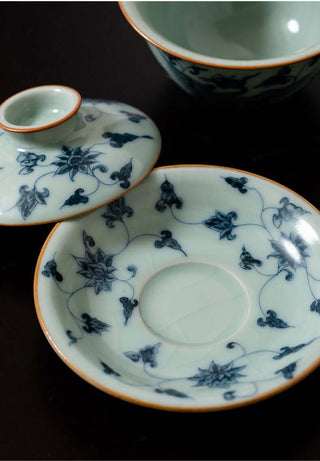 Jingdezhen Ru Ware Thin-bodied Gwaiwan