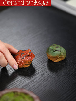 Tea Pet - Yixing Purple Clay Tea Pet Golden Toad Frog