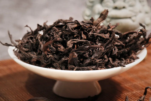 Hu Xiao Yan Rou Gui | Tè oolong da roccia di Wuyi coltivato su pareti rocciose