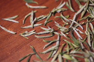 Huangshan Maofeng Green Tea – Special Grade Pre-Qingming Harvest from Yellow Mountain