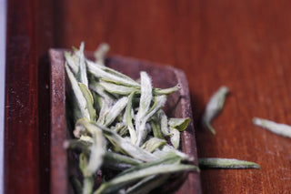 Huangshan Maofeng Green Tea – Special Grade Pre-Qingming Harvest from Yellow Mountain
