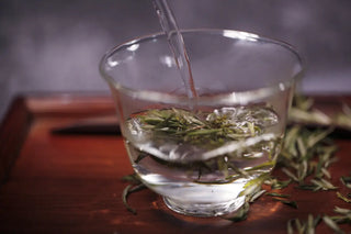 Huangshan Maofeng Green Tea – Special Grade Pre-Qingming Harvest from Yellow Mountain