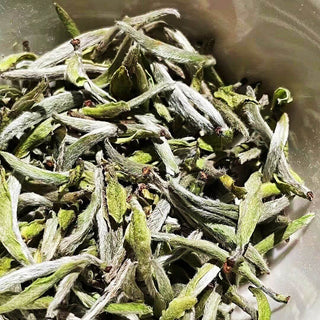 White Hair Silver Needle Tea Cake丨Orientaleaf White Hair Silver Needle Tea Cake White Tea Orientaleaf