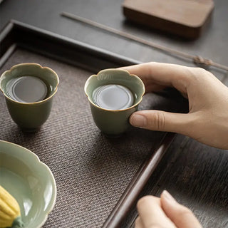 Yaozhou Fırını Celadon Lobeli Çay Bardağı | Vintage Gongfu Çay Bardağı